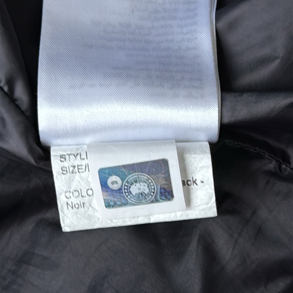 Canada Goose - Picture 16 of 17